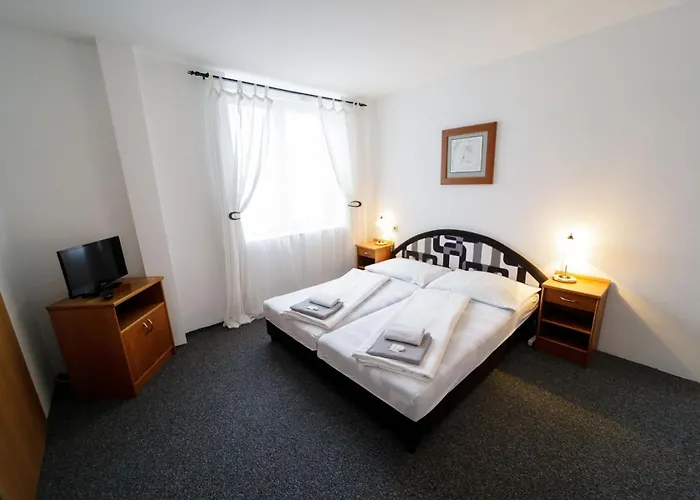 Hotel Peliny Chocen